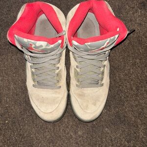 Jordan 5 camo Gray and Red High-Top Sneakers
